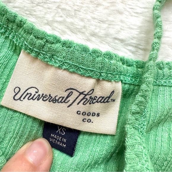 ⭐️ 5 for $25 NWT Universal Thread Green Tank Top Size XS - Picture 4 of 7